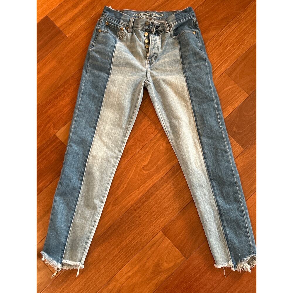American Eagle Vintage Hi-Rise Two Tone Jeans